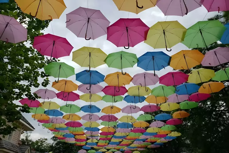 umbrella sky dollywood 1