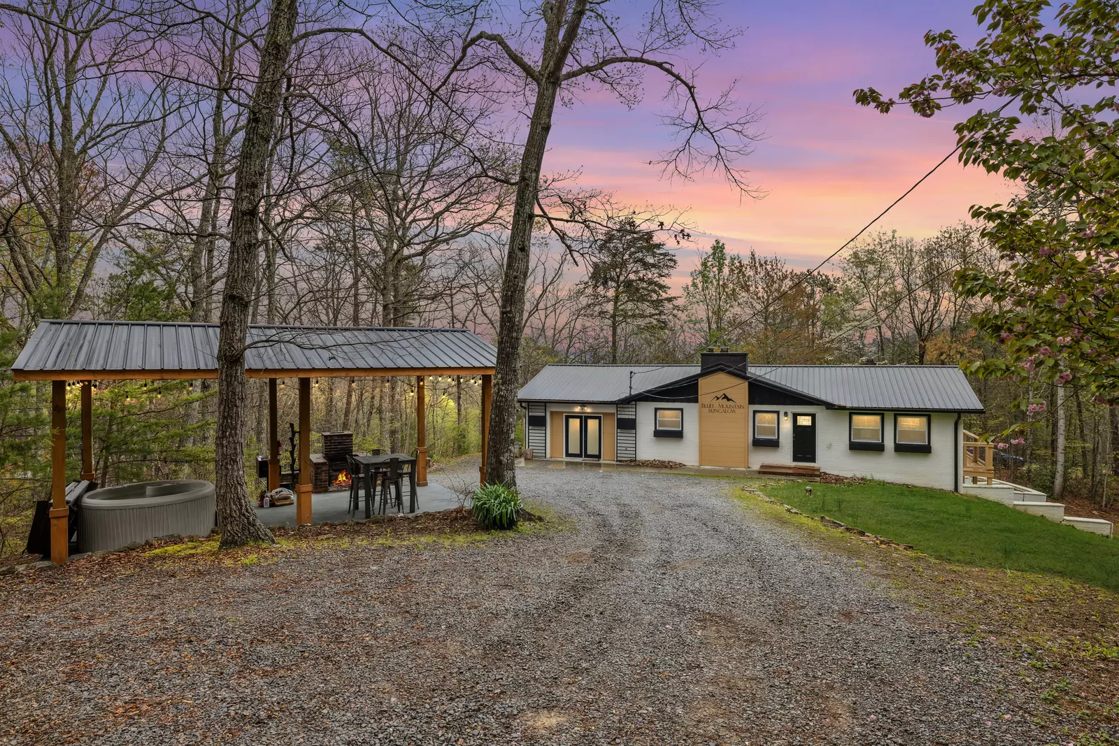 Bluff Mountain Bungalow